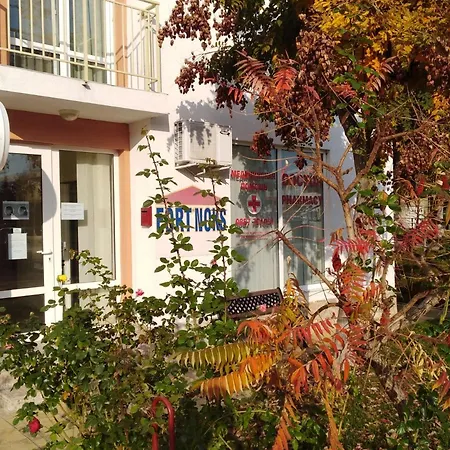 Noks First Line Seaview Apartment *